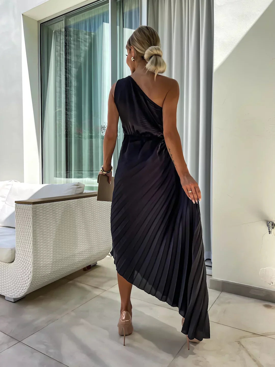 Lizbeth -  Flower Shoulder Maxi Dress Meracchi London